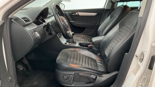 VOLKSWAGEN PASSAT 2.0TDI 140CV HIGHLINE BLUEMOTION EDITION
