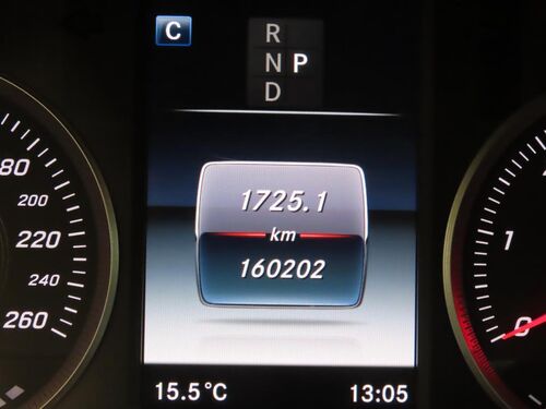 MERCEDES BENZ C 220 D 9G-TRONIC AZUL METALIZADO