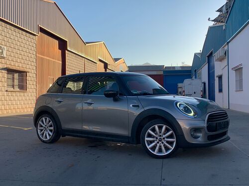 MINI COOPER 2020 GASOLINA 5 PUERTAS APPLE CAR PLAY CUERO
