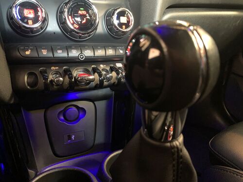 MINI COOPER 2020 GASOLINA 5 PUERTAS APPLE CAR PLAY CUERO